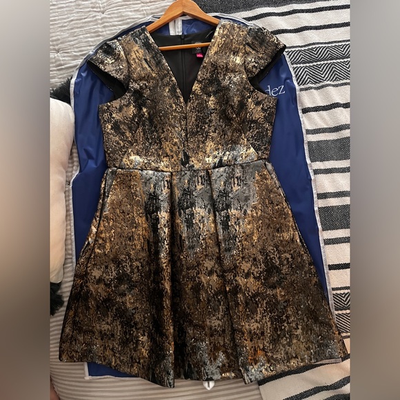 Party / cocktail Dress - Picture 3 of 5